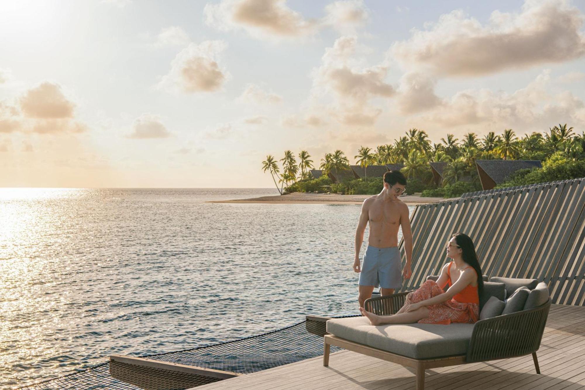 เดอะ เซนต์ รีจิส มัลดีฟส์ วอมมูลี รีสอร์ต Hotel Hulhudheli ภายนอก รูปภาพ